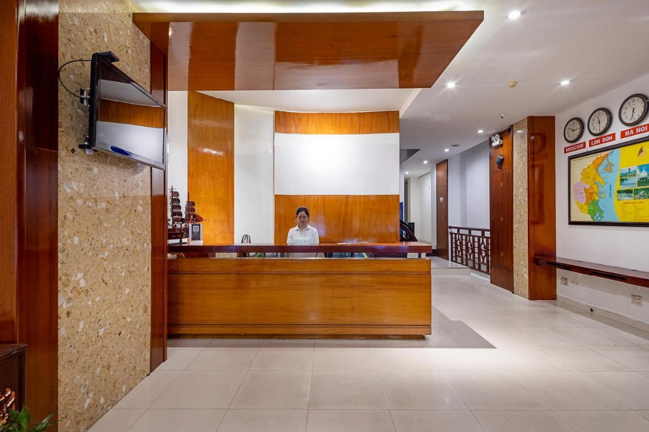 Centersea Hotel На Транг Екстериор снимка