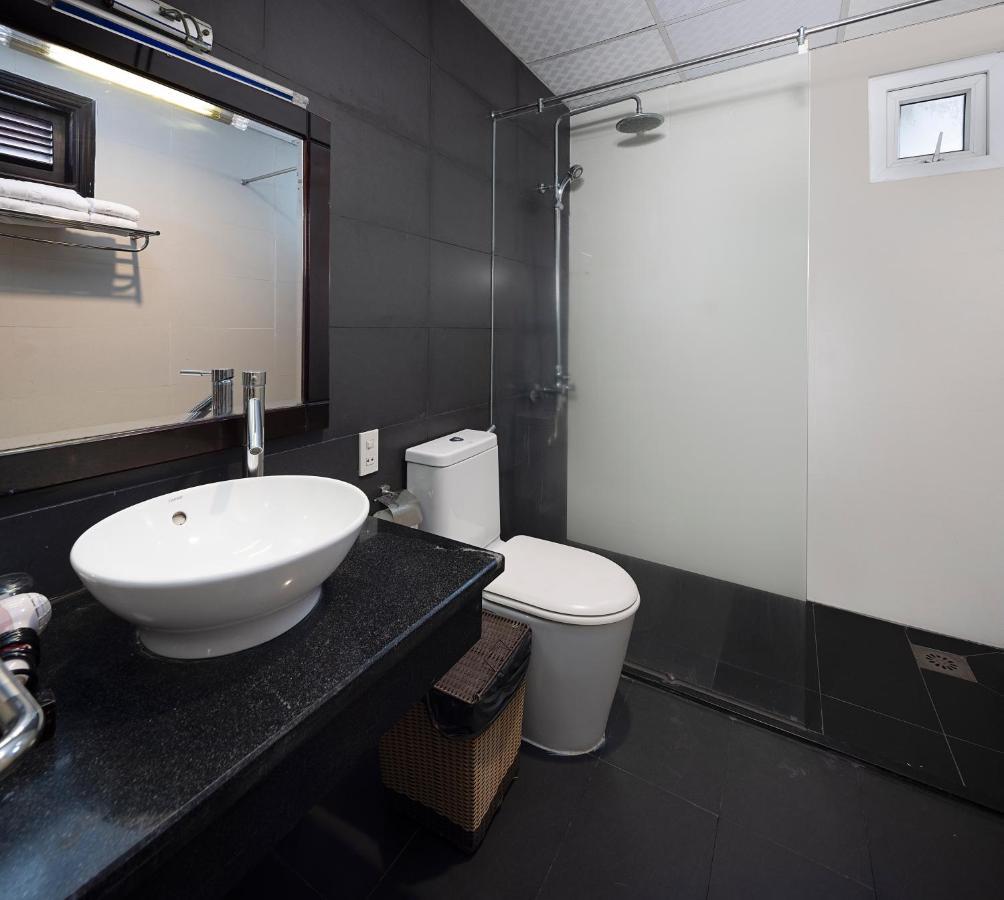Centersea Hotel На Транг Екстериор снимка