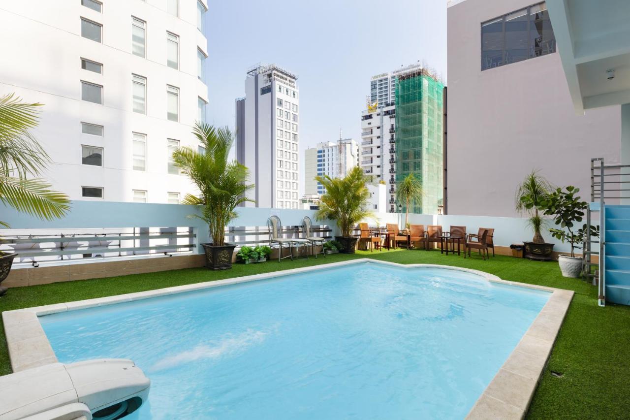 Centersea Hotel На Транг Екстериор снимка