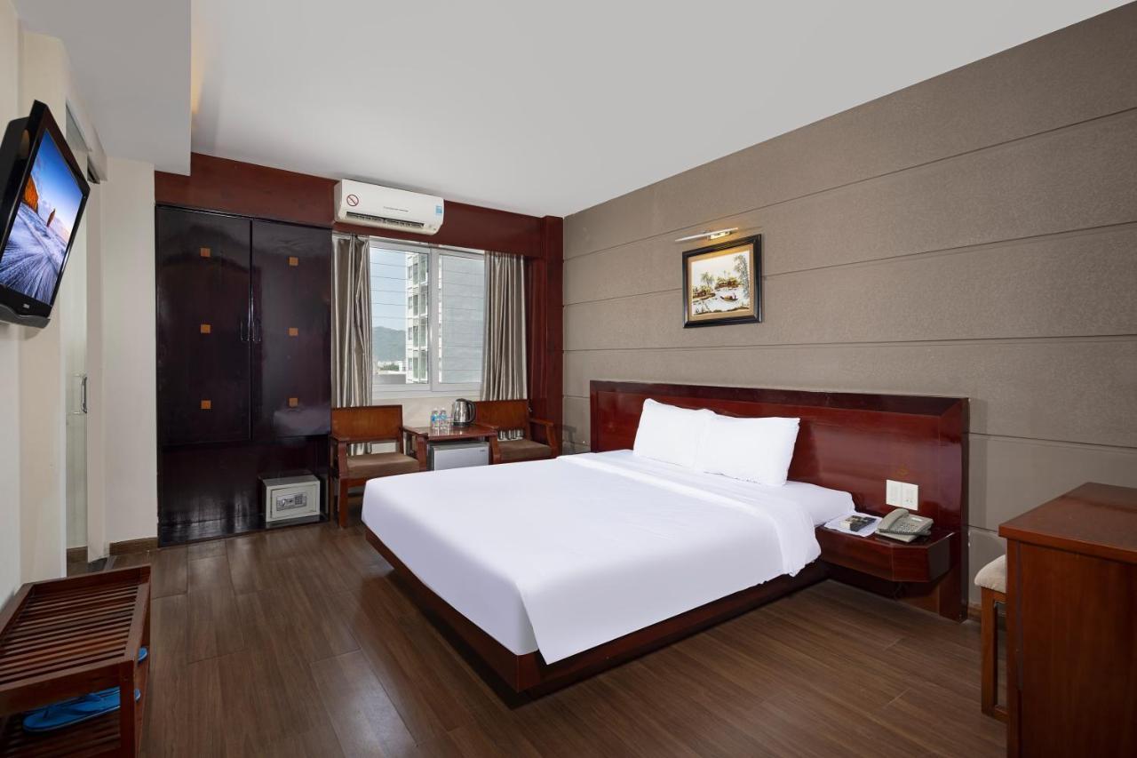 Centersea Hotel На Транг Екстериор снимка