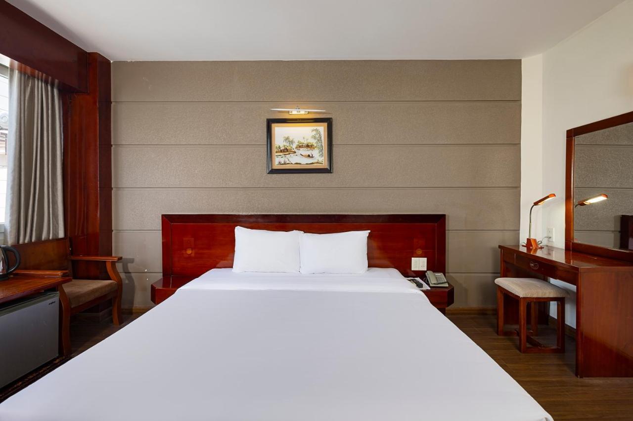 Centersea Hotel На Транг Екстериор снимка