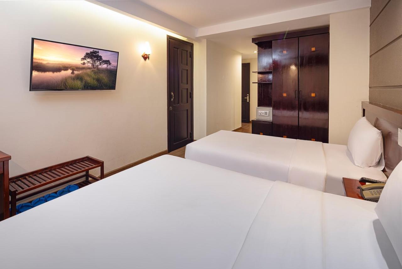 Centersea Hotel На Транг Екстериор снимка