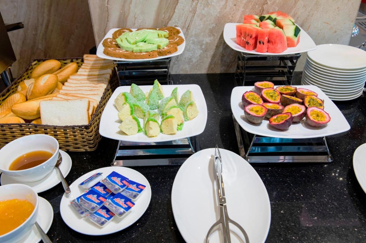 Centersea Hotel На Транг Екстериор снимка